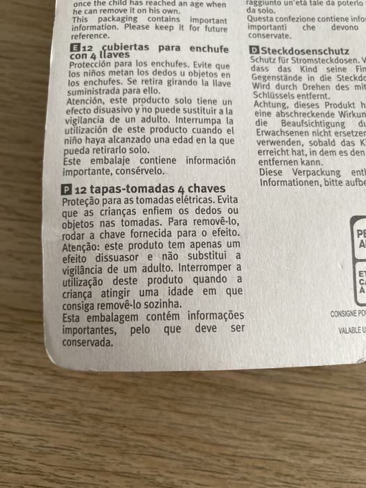 12 protetores de tomadas e 4 chaves