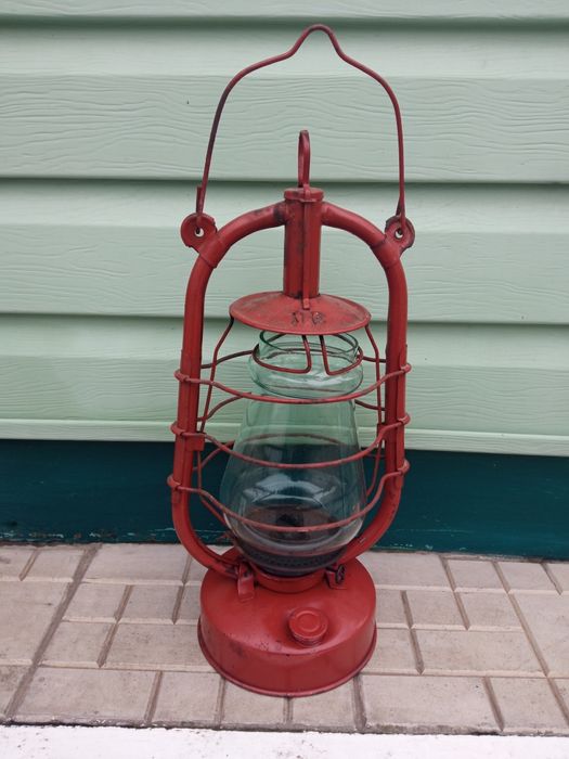 Лампа керосиновая