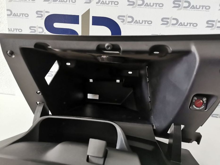 Porta Luvas - Peugeot 208
