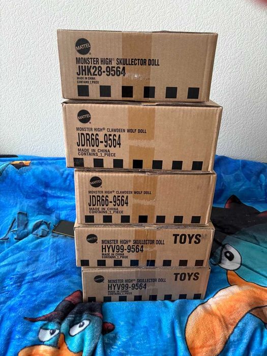 Monster High Skullector Frankie, Clawdeen, Elvira