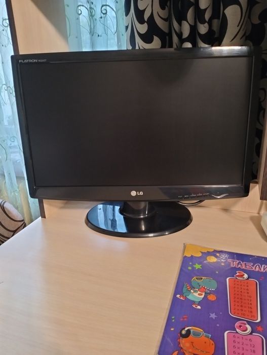 lg flatron w2243t - купить монитор для ПК - Цена на OLX.ua