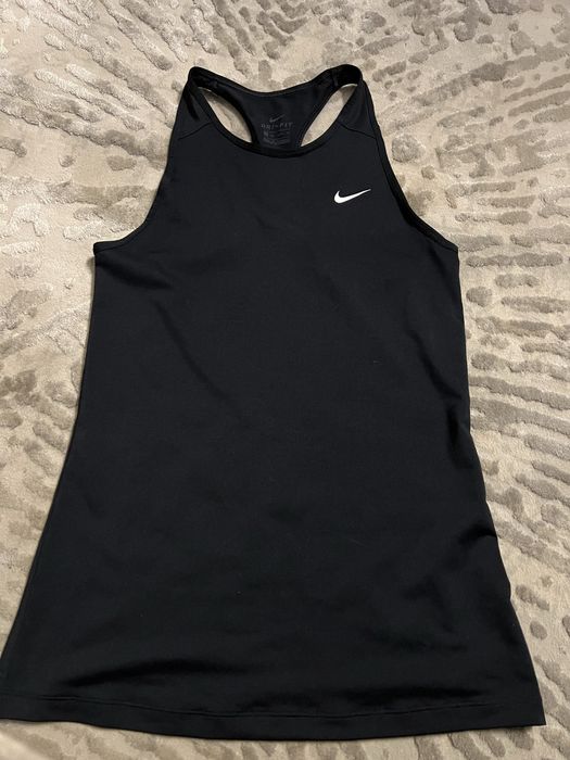 Nike легінси 2 пари, майка Nike, шорти New Balance