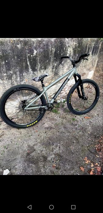 Bicicleta Dirt Jump Cannondale Dave 2022