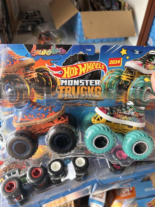 набір Hot Wheels Monster Trucks монстр трак 2 шт машинка джип вантажівка грузовик внедорожник позашляховик Монстер Трак Mega Wrex Shark