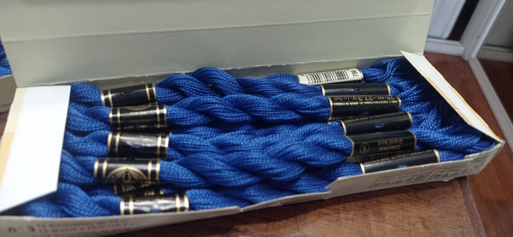 Linhas bordados - DMC perlé 5