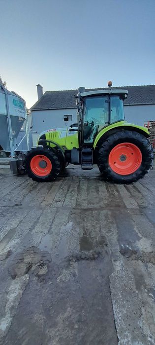 Ciągnik Claas Arion 640