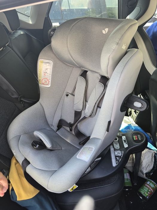 Joie Cadeira Auto i-Spin 360 
JoiCadeira Auto i-Spin 36