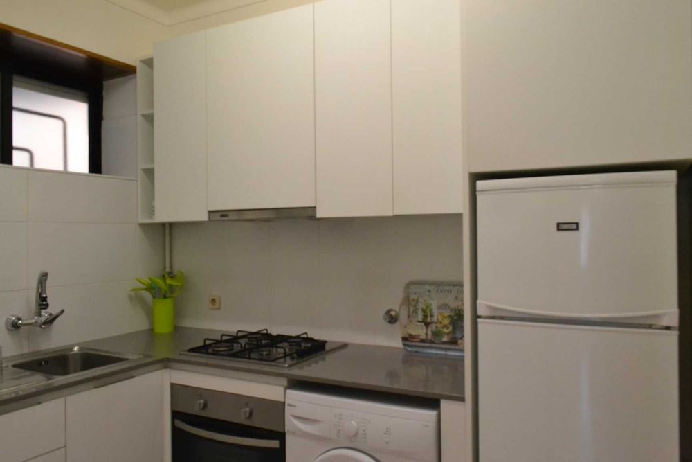 Apartamento T2 mobilado e equipado, com elevador