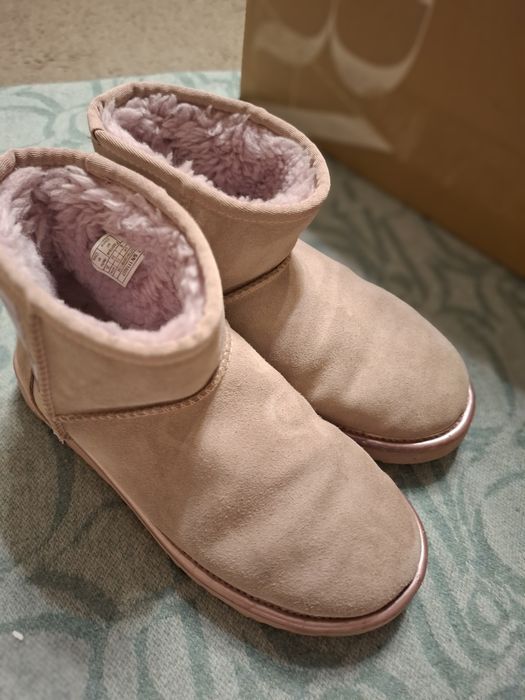 UGG 39 pudrowy róż
