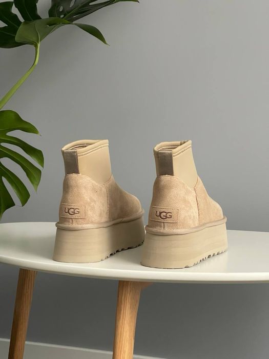 Жіночі утеплені UGG Classic Mini Dipper Sand угг бежеві