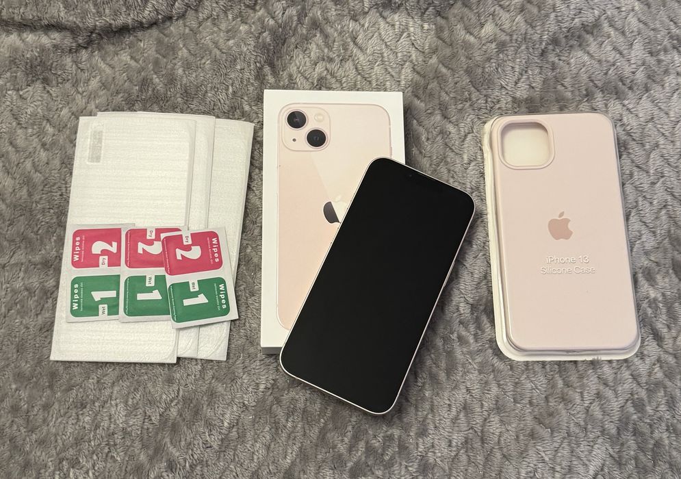 Iphone 13 różowy