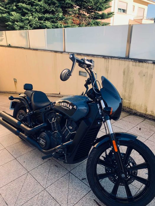 Indian Scout Rogue A2 – Stealth Gray