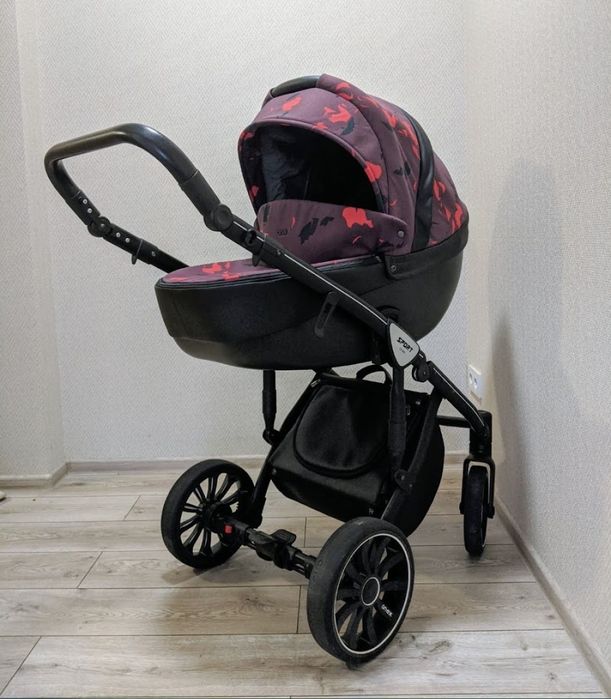 Продаю дитячу коляску Anex Sport