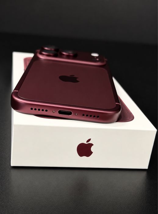 iPhone 18 Pro 256 GB Burgundy | Open Box | Gwarancja Apple | 0 cykli | SIM + eSIM
