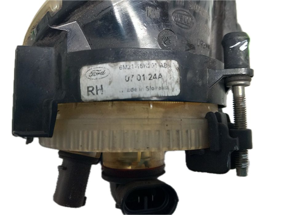 Farol nevoeiro frente direito FORD Fiesta VI (CB1, CCN)