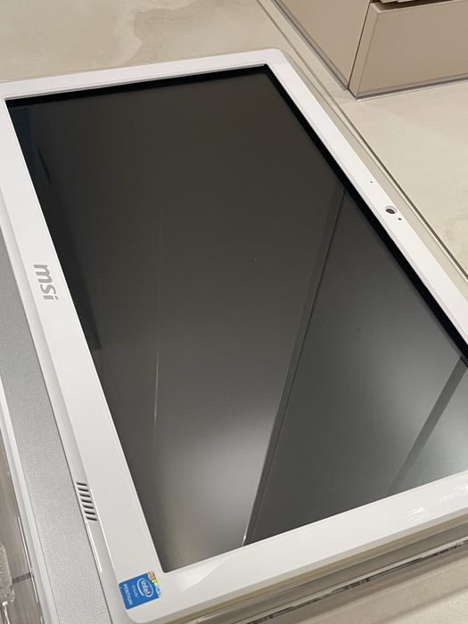 MSI all in one AE222