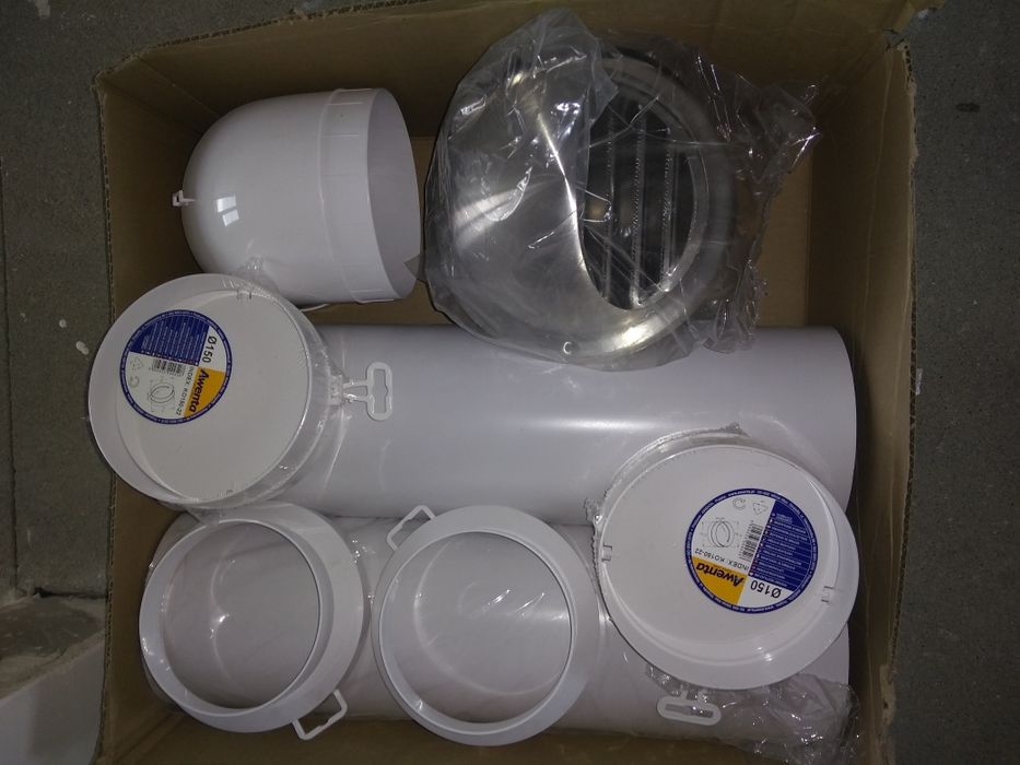 Czerpnia wyrzutnia ścienna inox 150 mm