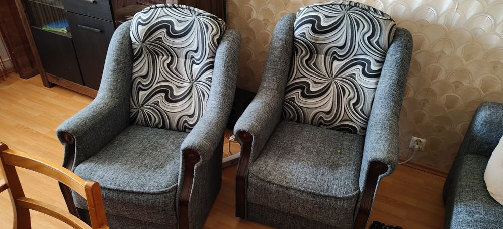 Dwa fotele. Tylko kpl