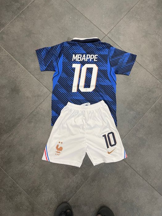 Equipamento criança Mbappé França