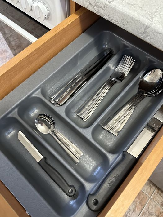 ЛАД — кв.-студія в центрі