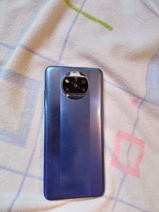 Poco x3 pro só com a bateria variada