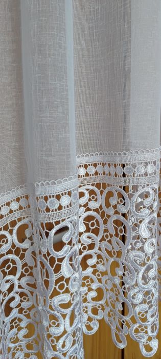 Nowa firanka z gipiurą 180 x 150/120cm