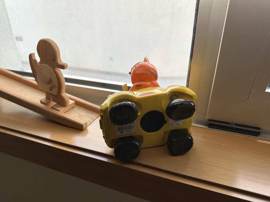 Mealheiro carro com gato decoração