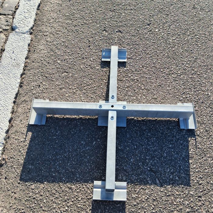 Base guarda sol galvanizado