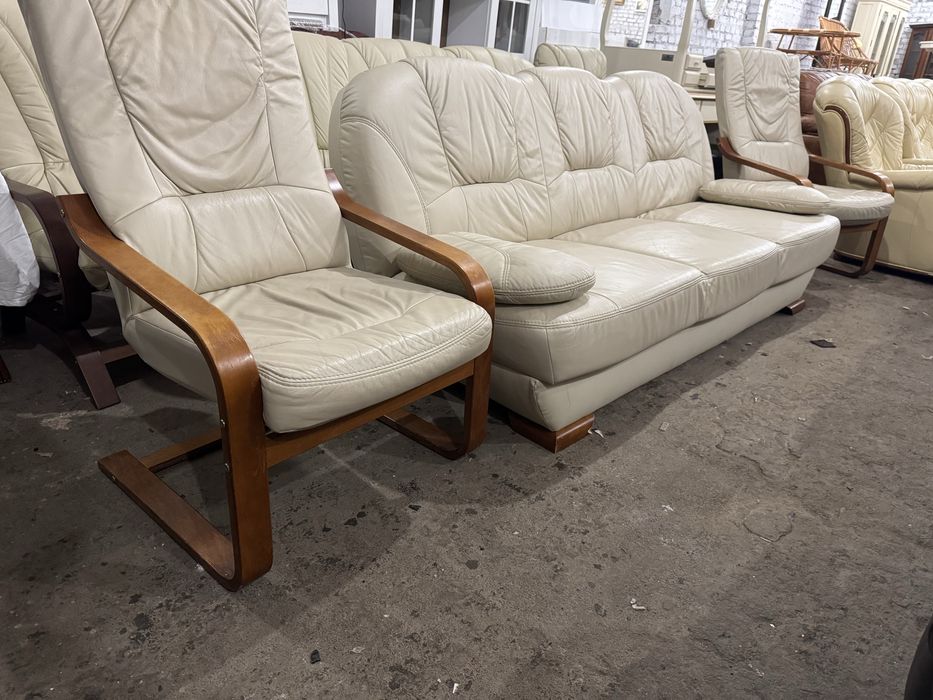 Шкіряний розкладний диван і 2 крісла-гойдалки.  Кожа. Ідеал