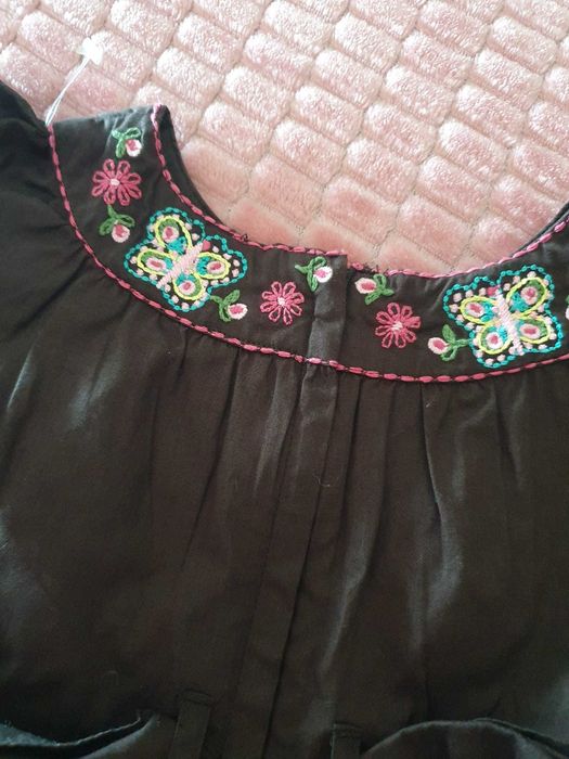 Vestido castanho H&M (menina 2-4 anos)