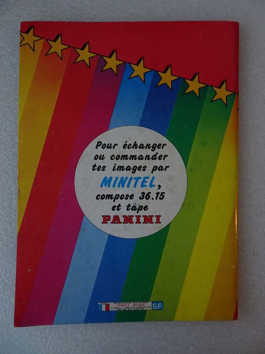 Caderneta de cromos de futebol Football 88 Panini (tem 202 cromos)