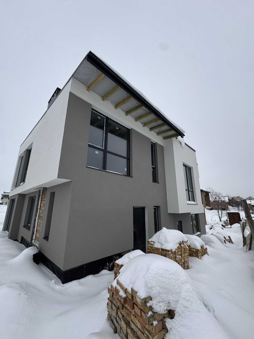 Продаж котеджу біля Львова від забудовника