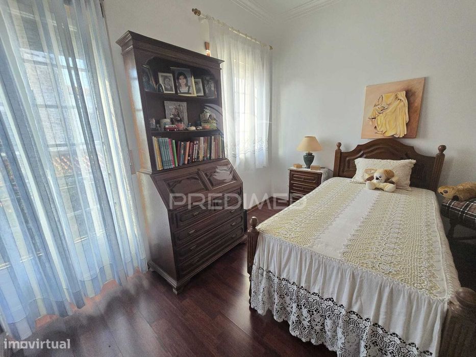 Moradia T5 | Elegância, Espaço e Conforto