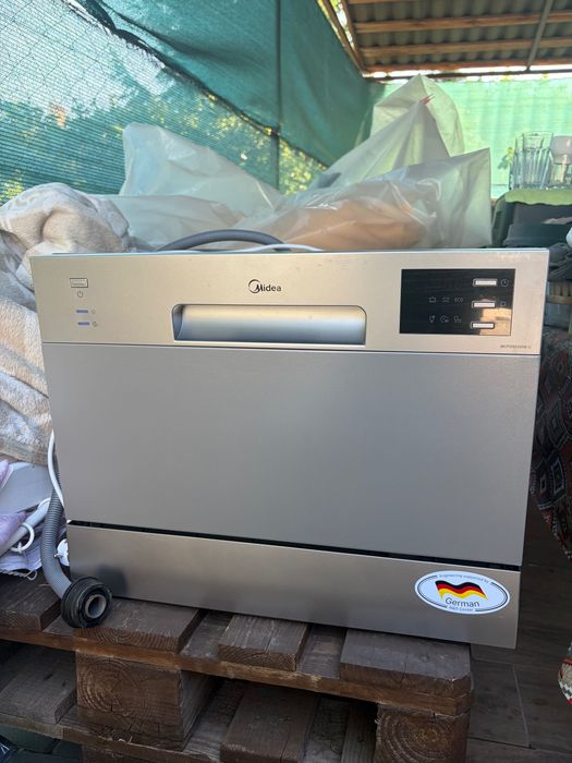 Посудомийка Midea