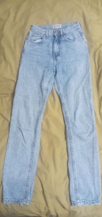 Джинсы голубые 32 размер