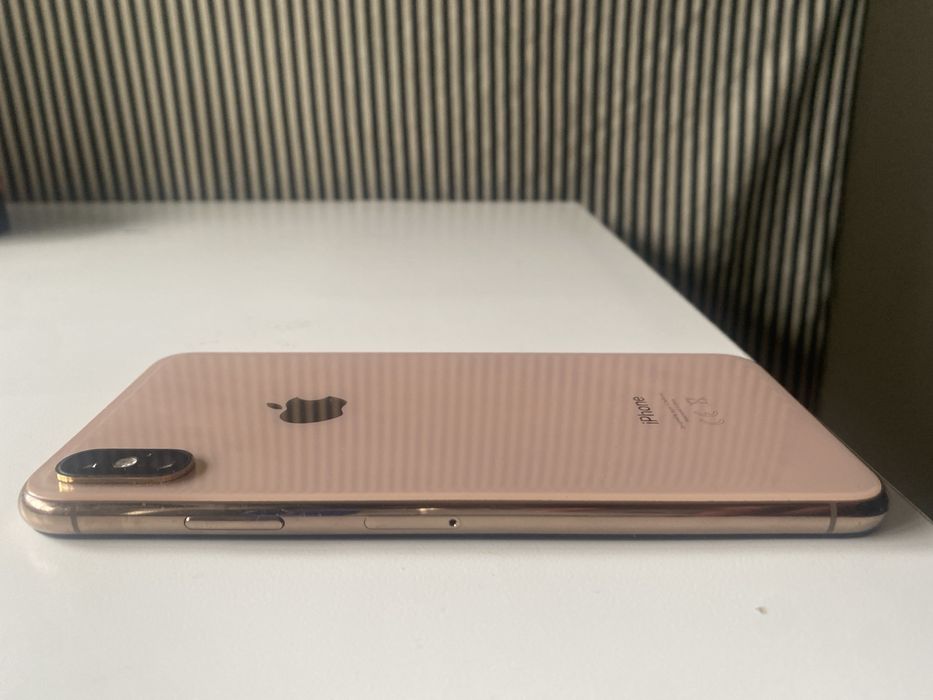iPhone XS Max 64GB - Para Peças - Sem iCloud - Touch não funciona