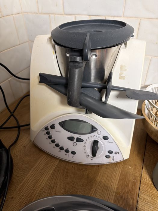 Vende-se bimby t31