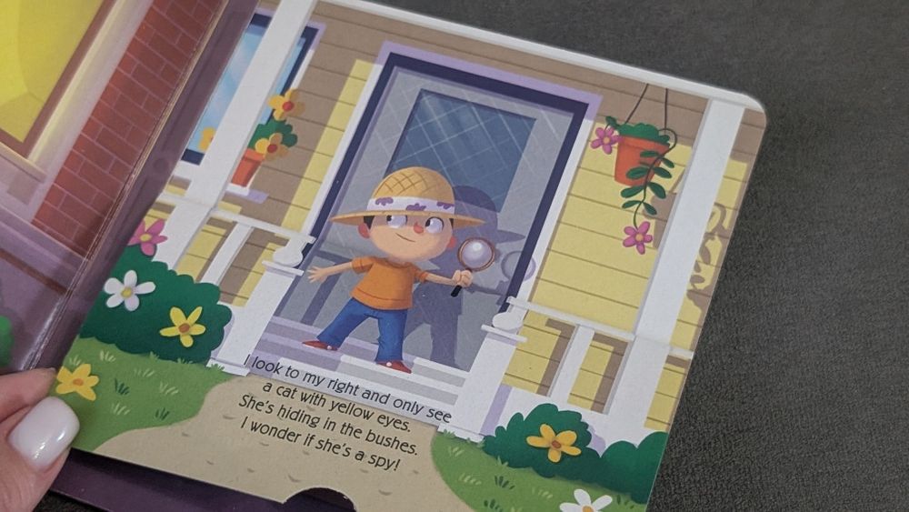 Дитяча книжка картонка Detective Dan's Incredible Caper англійська