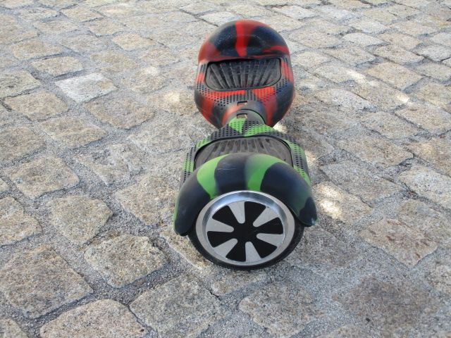 Hoverboard T-SLIDE 65s preto + capas de proteção