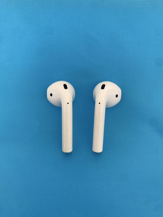 Apple AirPods 2ª Geração (A2031) – Funcionam perfeitamente