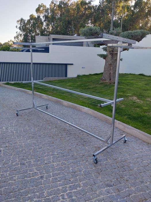 Estendais  dobráveis de parede apartir de 80€ várias  posições