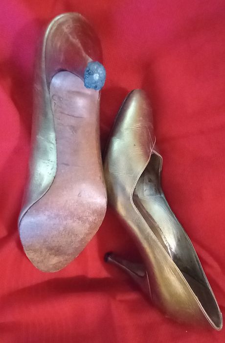 Sapatos números 38 e 39