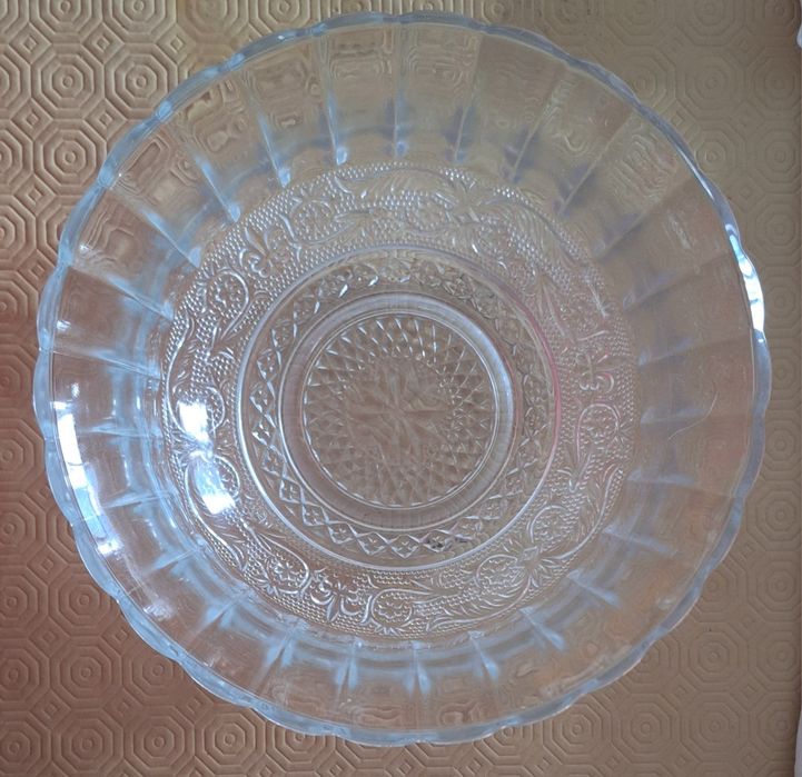 Saladeira com 6 taças