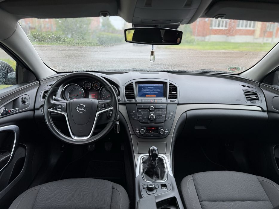 Opel Insignia з Німеччини Розмитнена