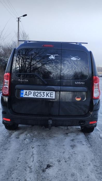 Дача логан мсв семьи мест