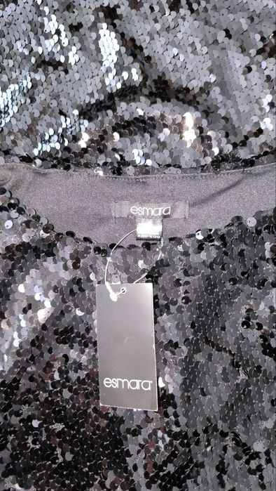 Krótka cekinowa esmara 40/42