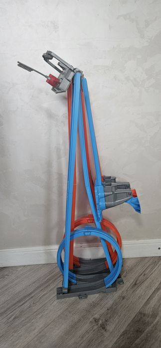 Портативний трек Hot Wheels Подвійна петля