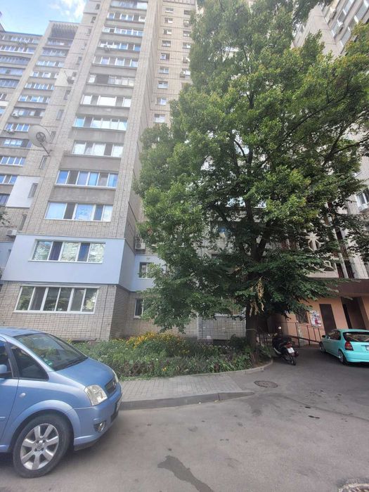 Сдам в 2-к. кв. Тополь-1 Запорожское шоссе "Дафи" Правый Берег.