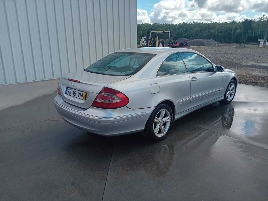 Mercedes-Benz CLK 270 CDI 2.7 CDI — 2003