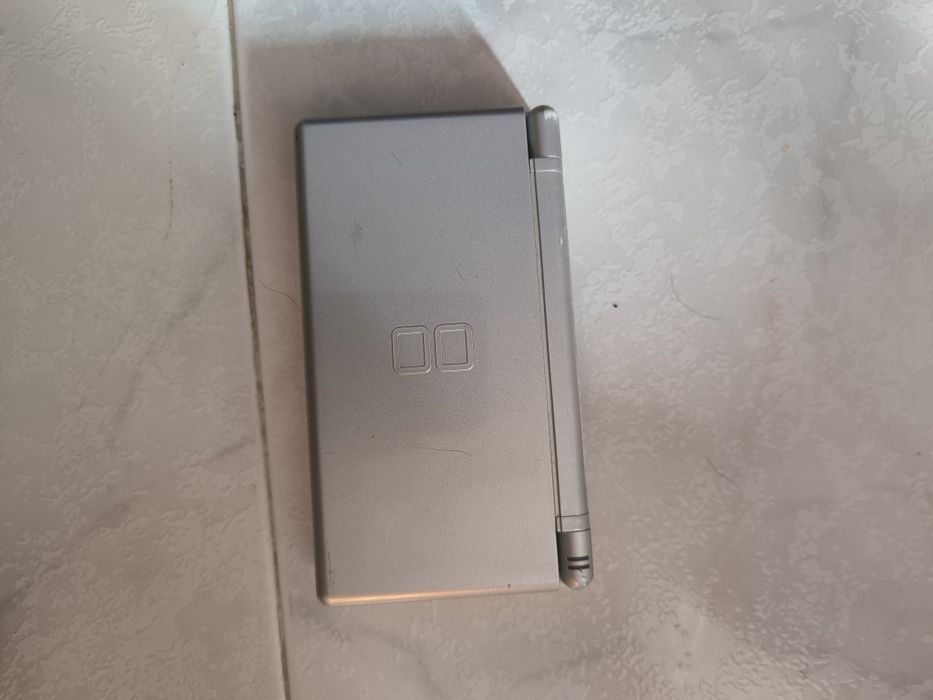 Nintendo DS Lite